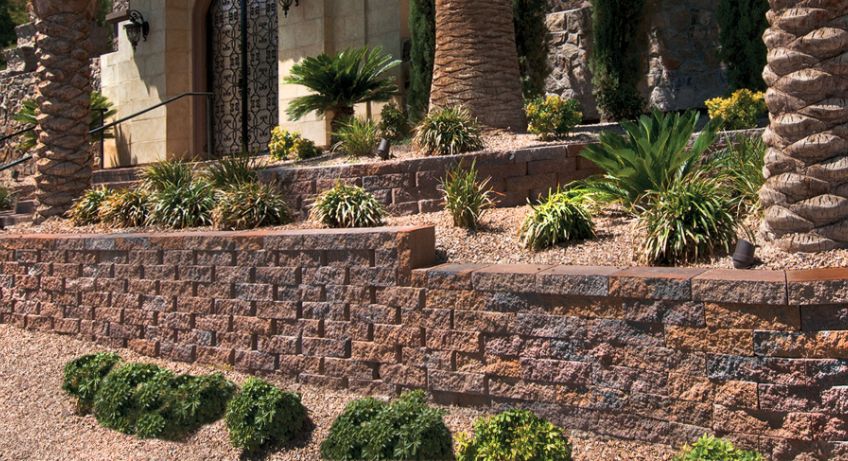Paver block retaining wall